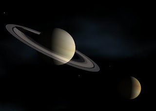 La NASA descubre surcos de hielo con apariencia luminosa en Titán